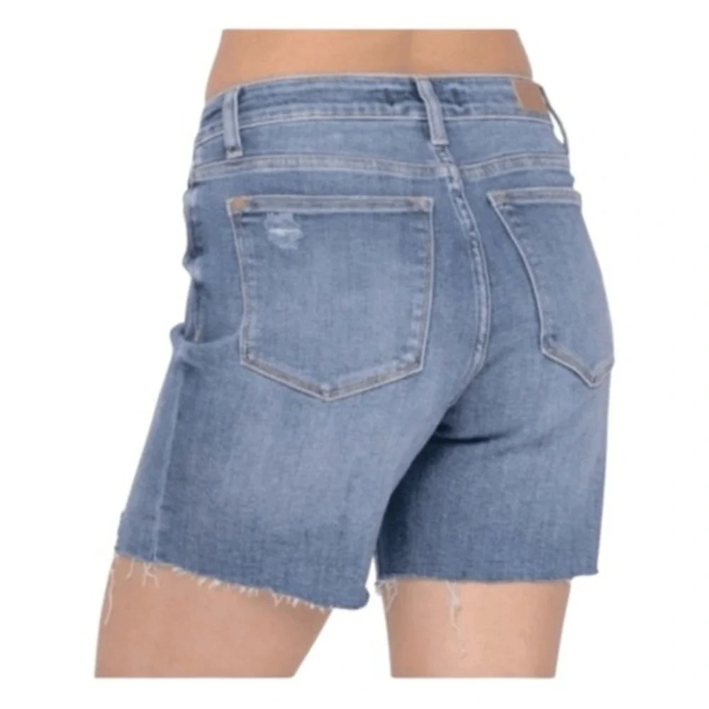 Judy Blue High Waisted Lightly Distressed Jean‎ Shorts 6